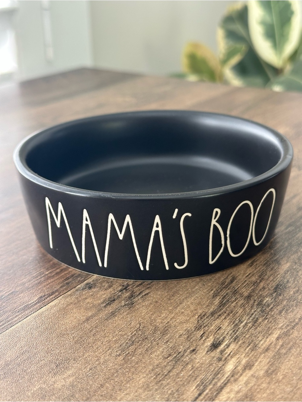 👻 NWT Rae Dunn “MAMA’S BOO” Halloween Ceramic Pet Bowl | Black | Cat or Dog